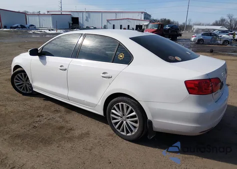 2013 Volkswagen Jetta 2.0L Tdi from USA, damaged, VIN 3VWLL7AJXDM373664